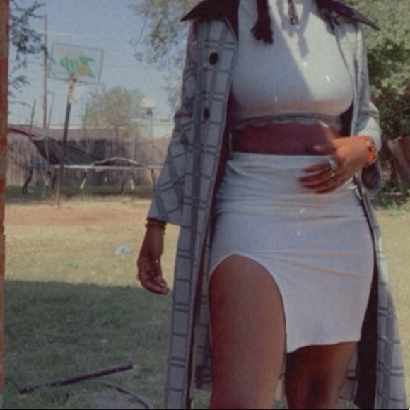 Triney Split Mini Skirt - Picture 6 of 7